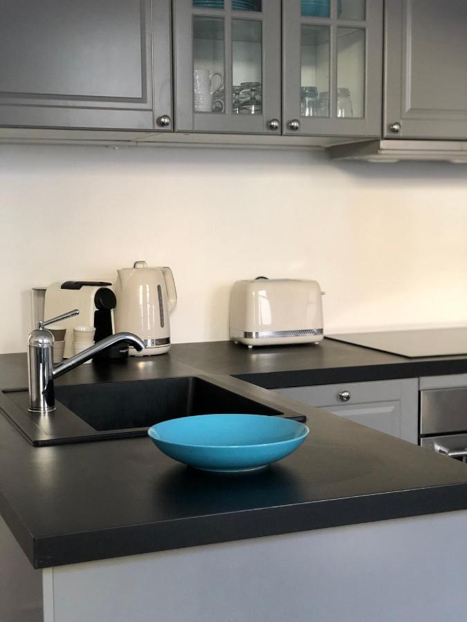 אנטיב Charming And Modernly Designed 2 Bedroom - Old Town מראה חיצוני תמונה